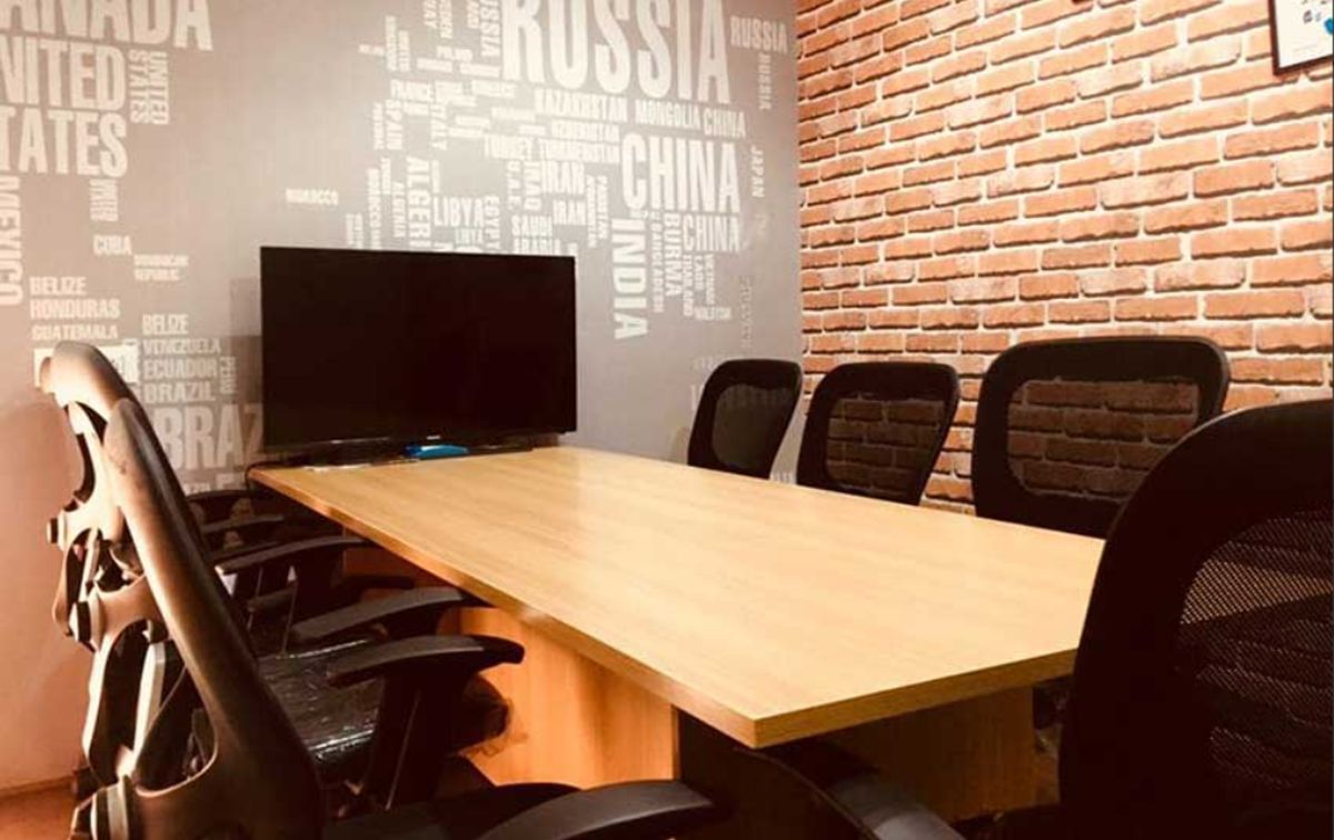 Incuspaze - Princess Business Skyline